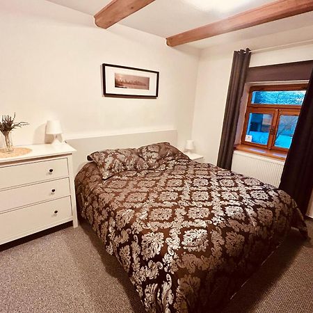 Dvur Stran & Wellness Hotel Karlovy Vary Luaran gambar