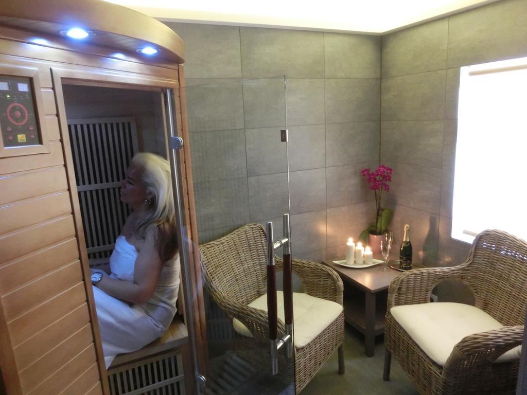 Dvur Stran & Wellness Hotel Karlovy Vary Luaran gambar