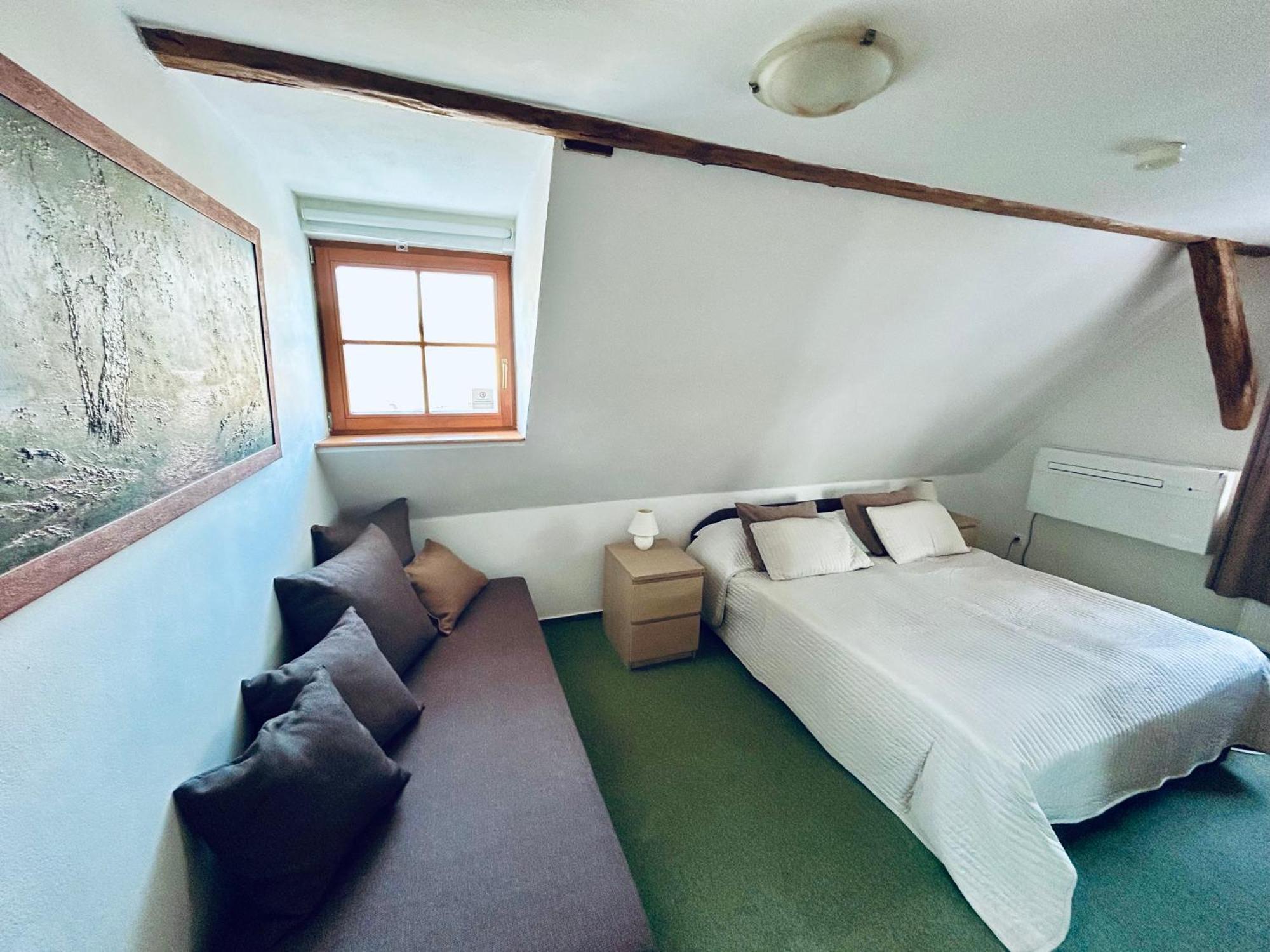 Dvur Stran & Wellness Hotel Karlovy Vary Luaran gambar