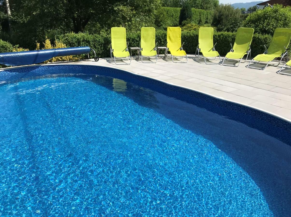 Dvur Stran & Wellness Hotel Karlovy Vary Luaran gambar